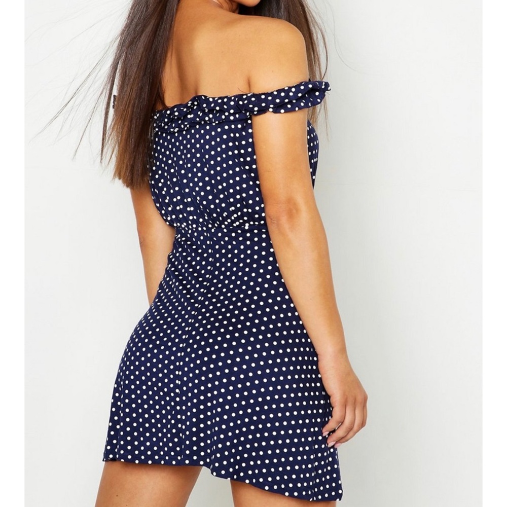 ⚡️⚡️Boohoo navy blue and white polka dot dress - Picture 3 of 3